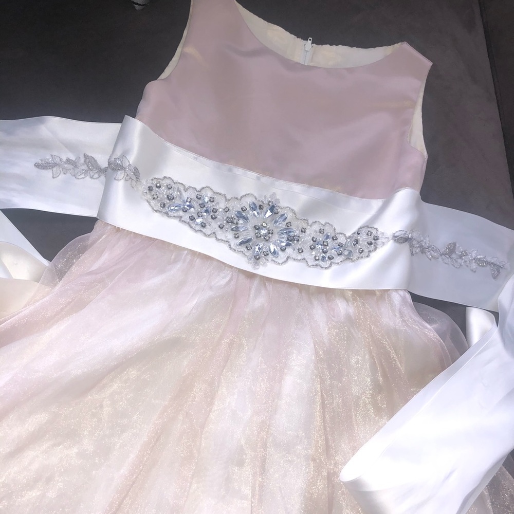 Custom girls child’s fancy dress gown - Picture 4 of 7